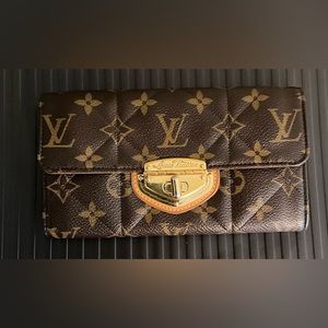 Louis Vuitton Sarah/ Etoile quilted wallet